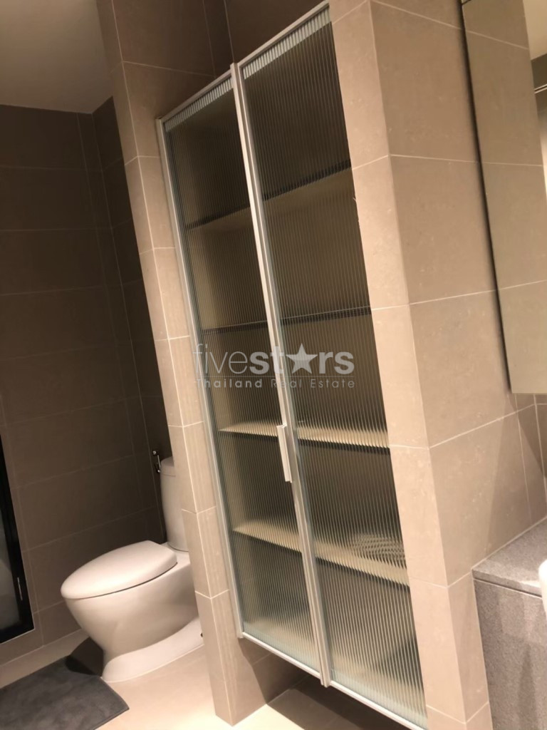 3 bedroom Penthouse for rent close to Phloen Chit BTS station, photo 16