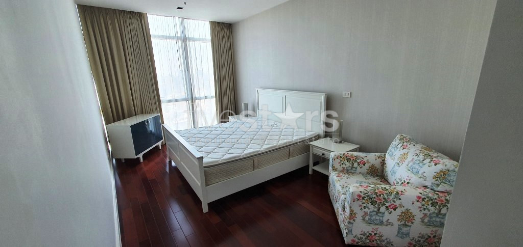 Condo de 4 chambres à louer près de la station Phloen Chit BTS, photo 8