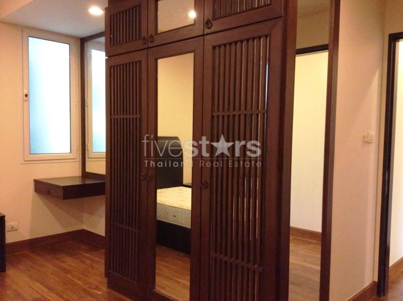 Condo 3 + 1 chambres à louer près de la station BTS Chit Lom, photo 7