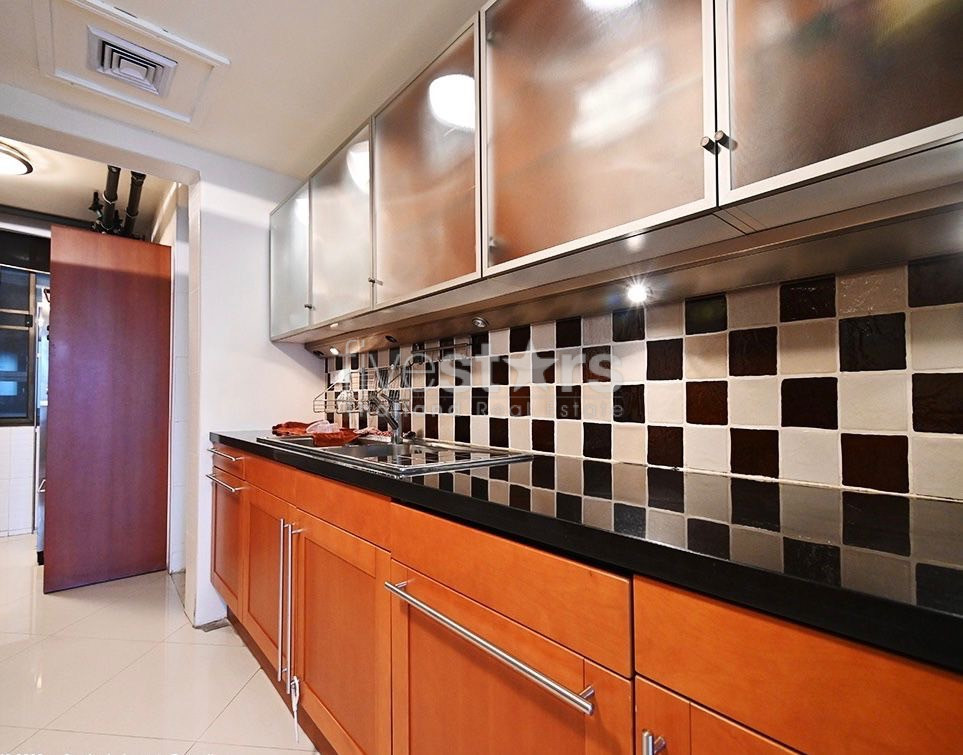 Condo de 3 chambres à louer près de la station BTS Phloen Chit, photo 13
