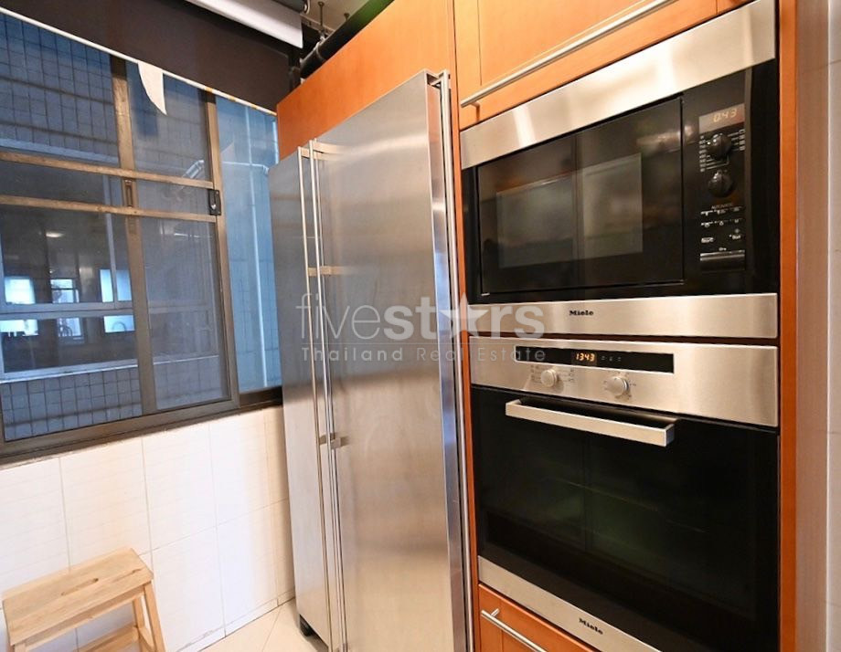 Condo de 3 chambres à louer près de la station BTS Phloen Chit, photo 14