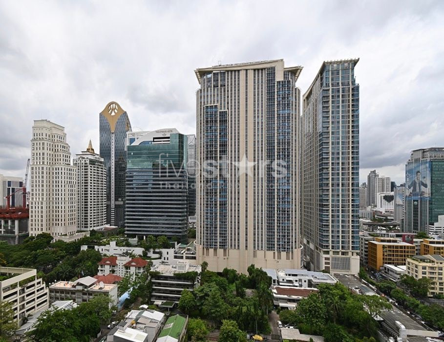 Condo de 3 chambres à louer près de la station BTS Phloen Chit, photo 2