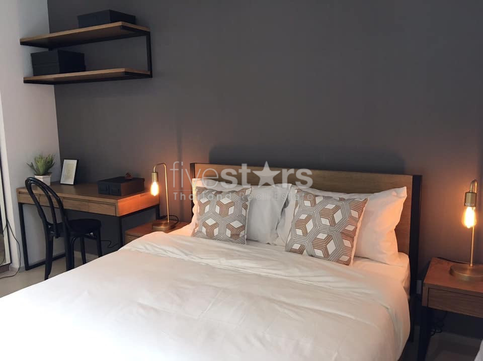 2 bedrooms condo for rent close to BTS Ploenchit, photo 6
