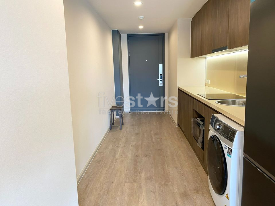 2 bedrooms condo for rent near BTS Ploenchit, photo 5