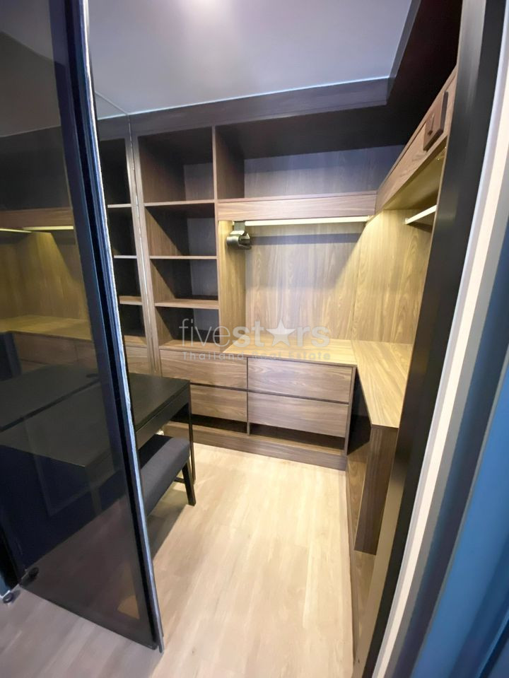 2 bedrooms condo for rent near BTS Ploenchit, photo 9