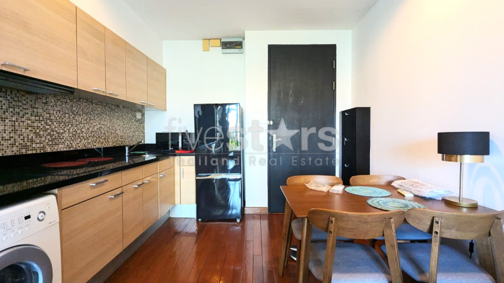 Studio for rent within easy reach of BTS Chidlom, photo 7