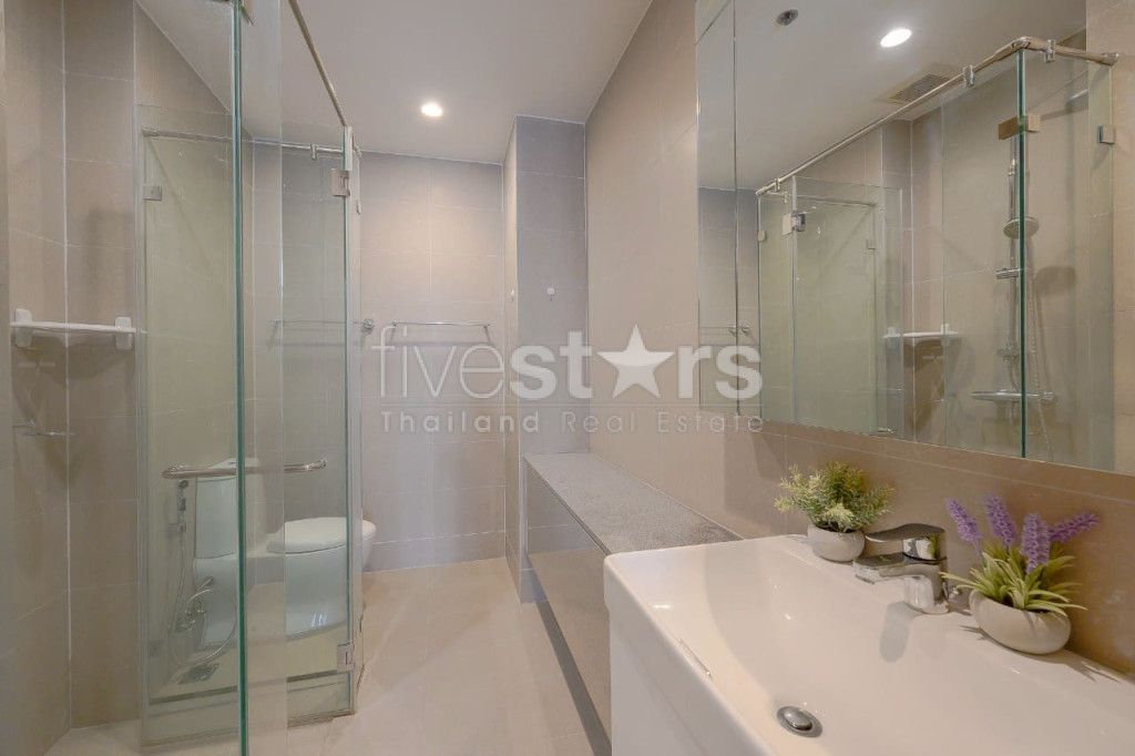 Appartement de 1 chambre à vendre près du BTS Ploenchit, photo 12