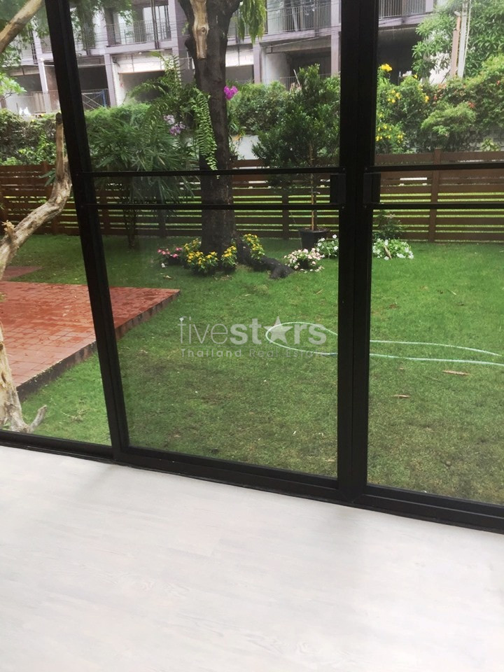 House with garden for rent in Ploenchit area, photo 6