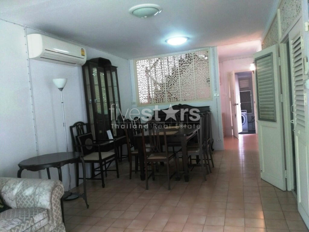 House 2 bedrooms for rent in Ploenchit area, photo 6