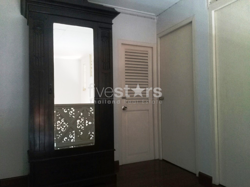 House 2 bedrooms for rent in Ploenchit area, photo 12
