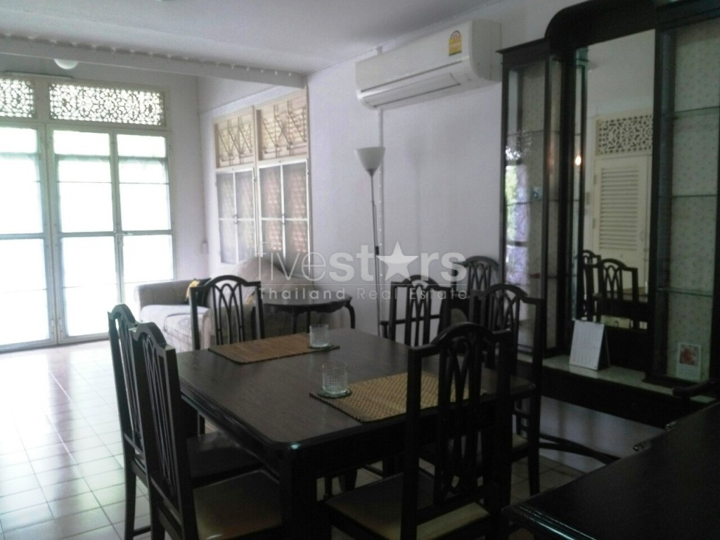 House 2 bedrooms for rent in Ploenchit area, photo 8