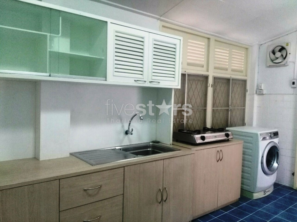 House 2 bedrooms for rent in Ploenchit area, photo 10
