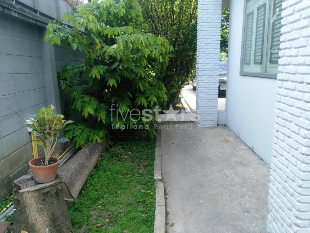 House 2 bedrooms for rent in Ploenchit area, photo 4