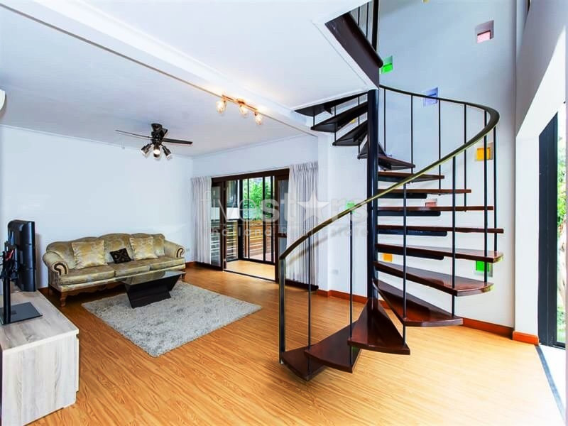 House with garden for rent in Ploenchit area, photo 13