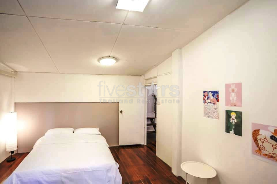 Townhouse avec 5 chambres  à louer à Ploenchit, photo 10