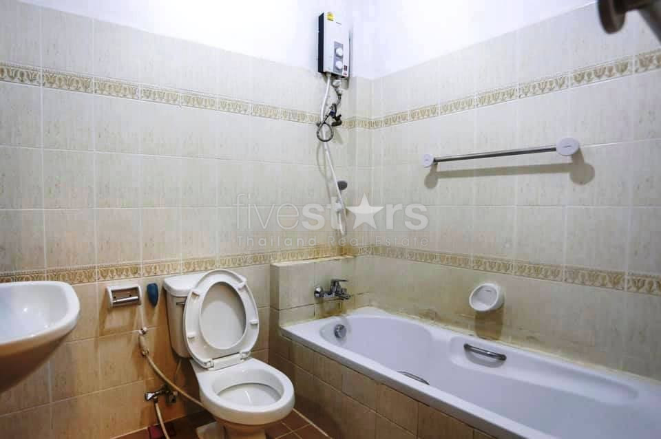 Townhouse avec 5 chambres  à louer à Ploenchit, photo 18