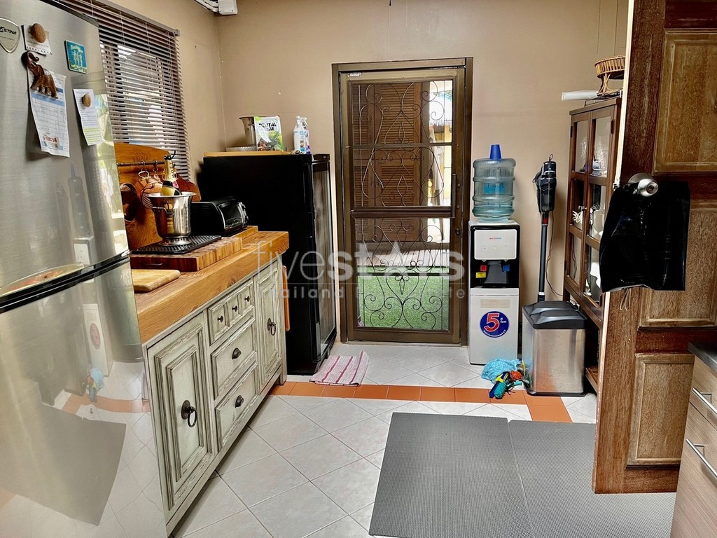 4-bedroom house with pool and large garden for sale close to Ram Intra expressway, photo 11