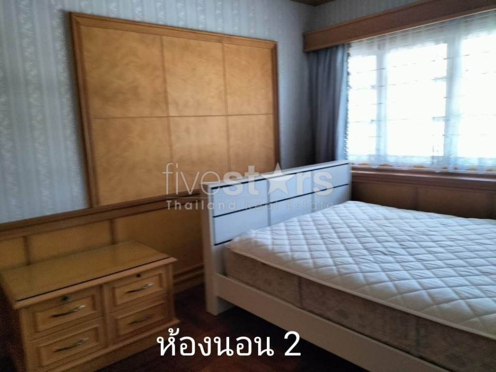 4-bedroom house in compound for sale on Ramkhamhaeng 164, photo 14