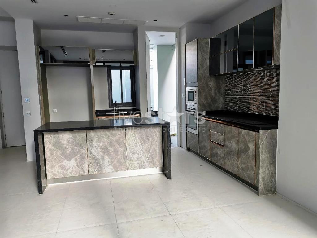 Brand new luxury 4  bedrooms house in compound for sale, photo 6