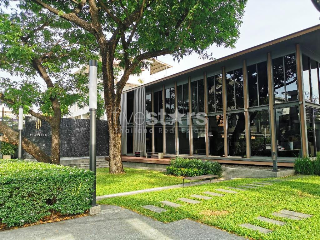 Brand new luxury 4  bedrooms house in compound for sale, photo 16