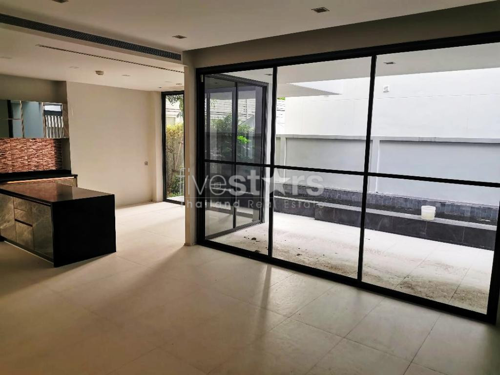 Brand new luxury 4  bedrooms house in compound for sale, photo 9