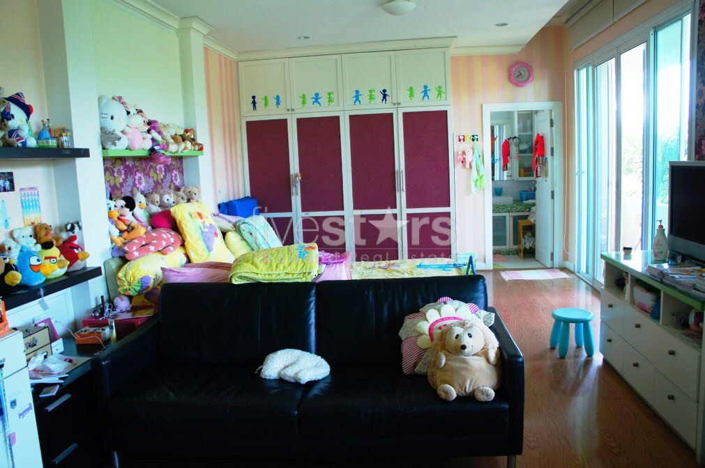 4 bedroom single house with 522 sq.wa land for sale on Ramintra, photo 11