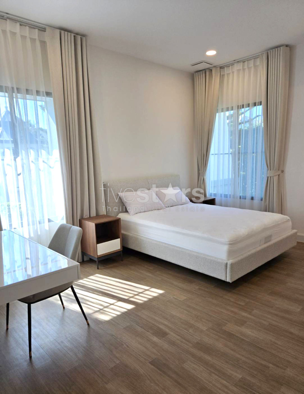 Maison de 4 chambres à Louer à Bangkok - Quartier Saphan Sung, photo 12