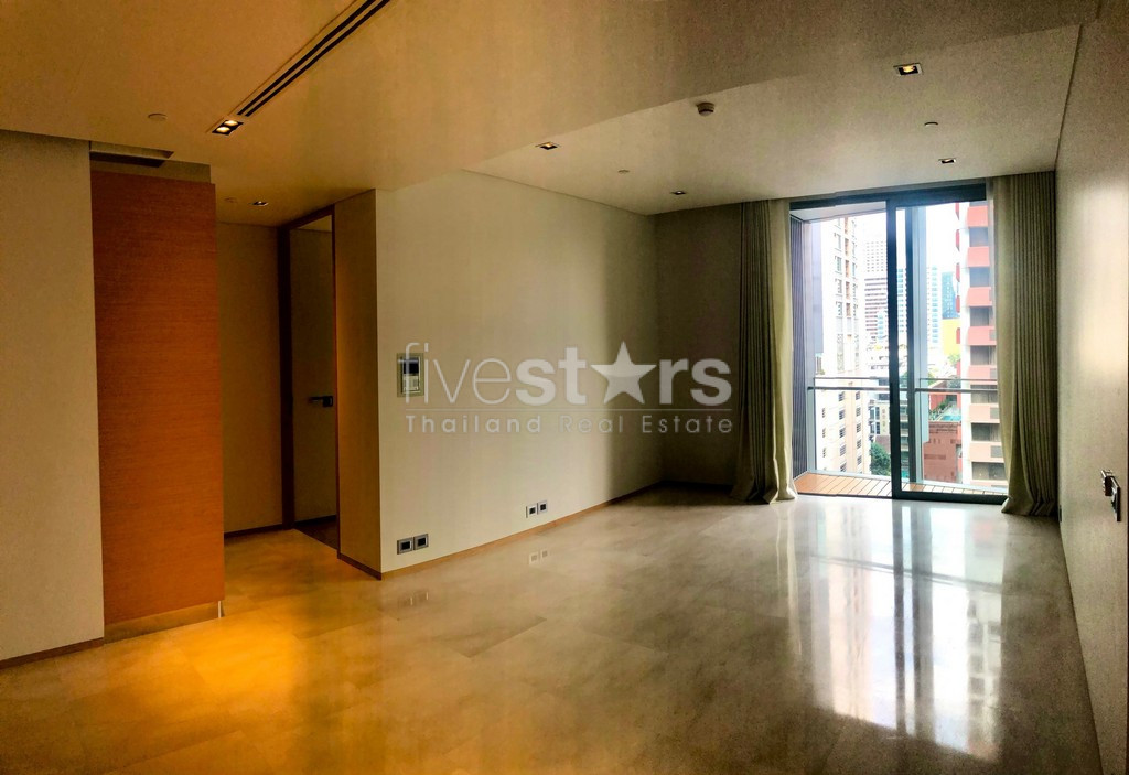 Appartement moderne de deux chambres à vendre proche parc Lumpini, photo 3