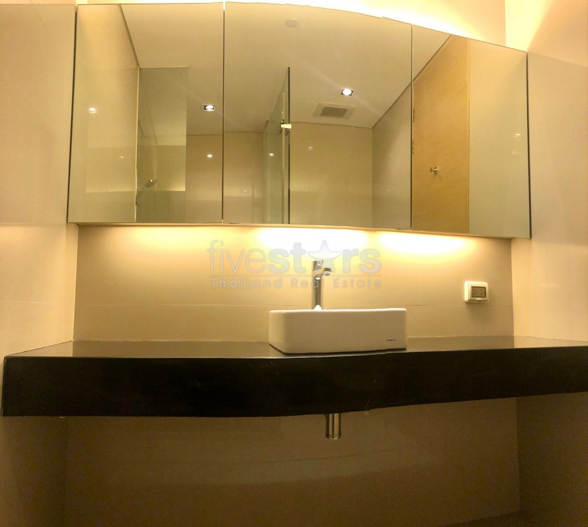 Appartement moderne de deux chambres à vendre proche parc Lumpini, photo 16