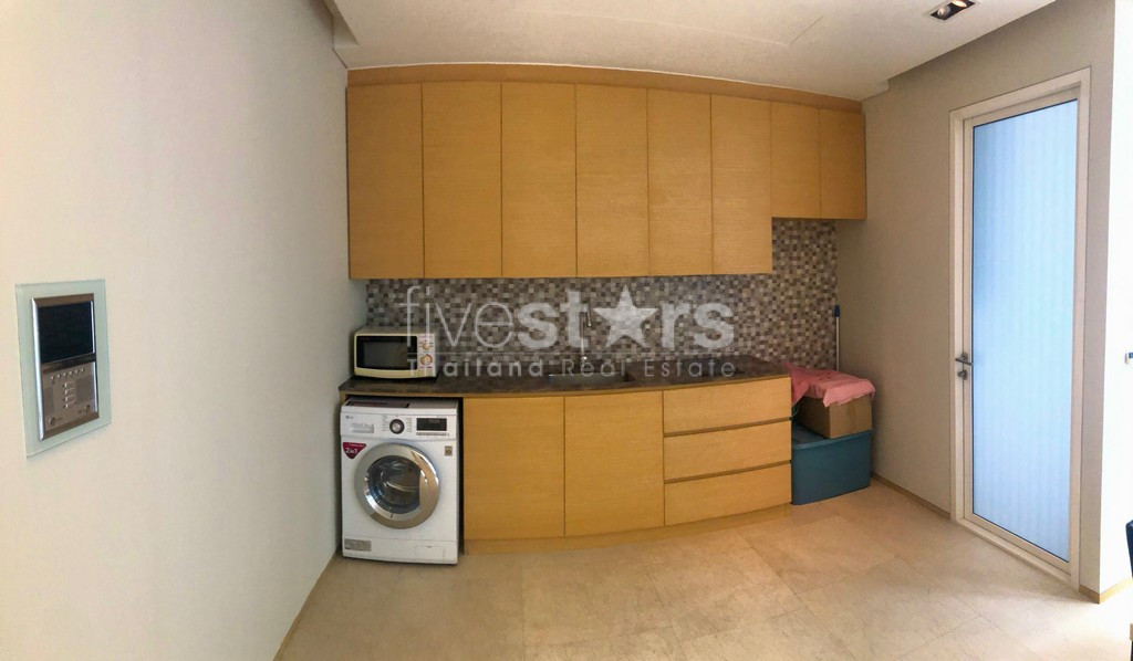 Modern 1-bedroom condo for sale in Saladaeng area, photo 5
