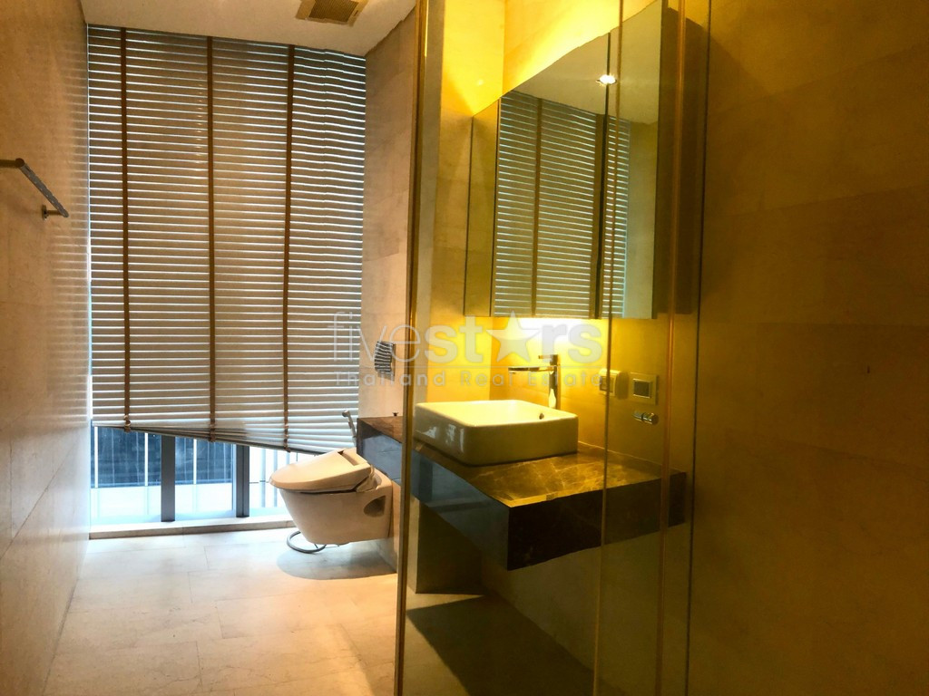 Modern 1-bedroom condo for sale in Saladaeng area, photo 8
