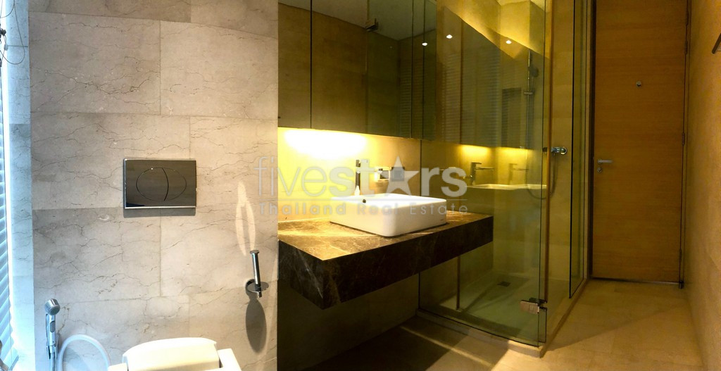 Modern 1-bedroom condo for sale in Saladaeng area, photo 9