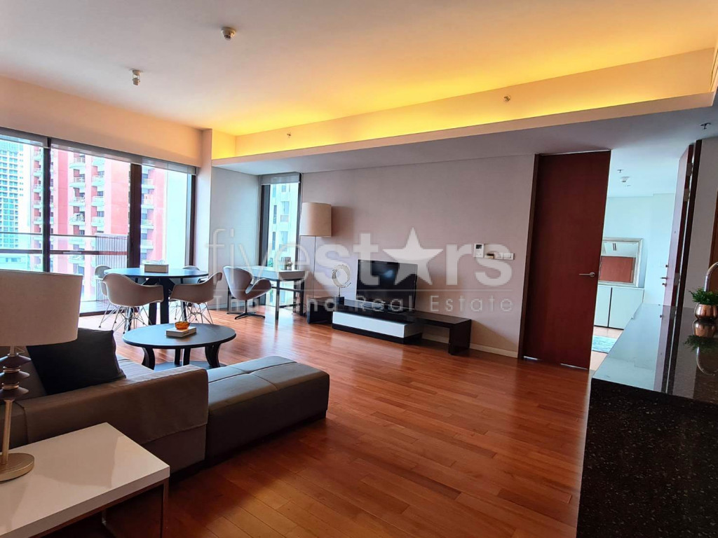 Condo 2 chambres à louer à proximité de la station BTS Ratchadamri