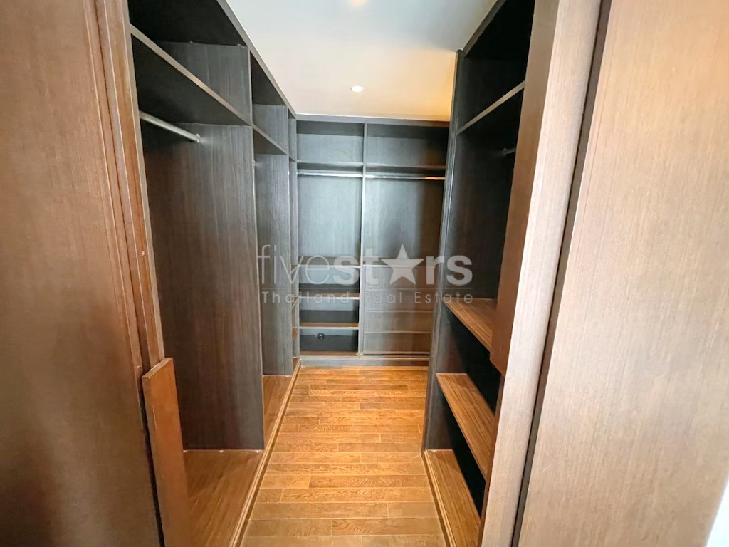 Condo spacieux de 2 chambres à louer près du BTS Ratchadamri, photo 11