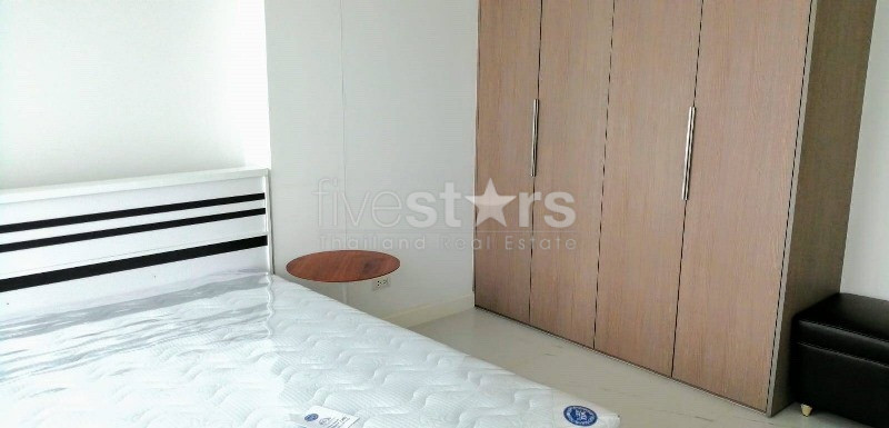 2-bedroom condo for sale close to Ratchadamri BTS station, photo 11