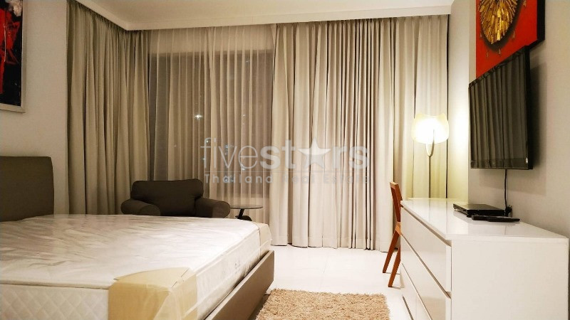 2-bedroom condo for sale close to Ratchadamri BTS station, photo 10