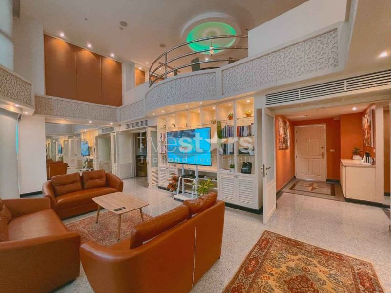 Penthouse en duplex 4 chambres à louer sur Ratchadamri