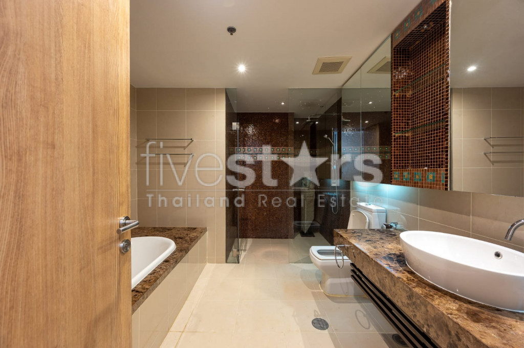 Appartement moderne avec 2 chambres à louer quartier Saladaeng, photo 7
