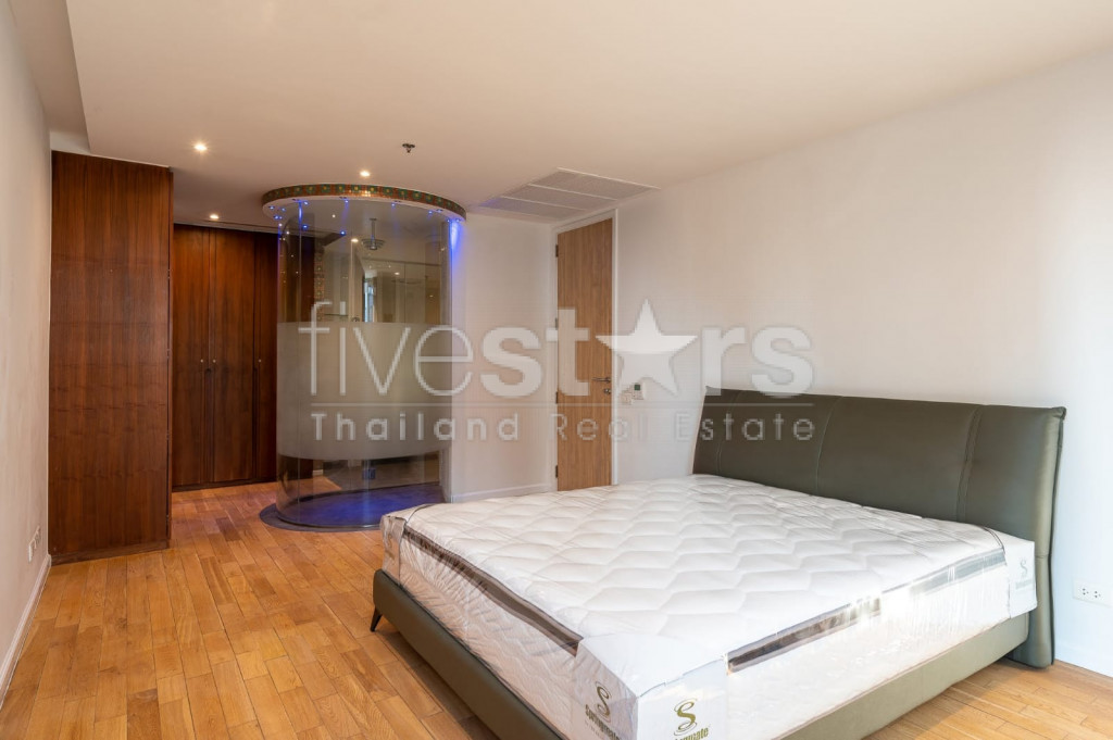 Appartement moderne avec 2 chambres à louer quartier Saladaeng, photo 10