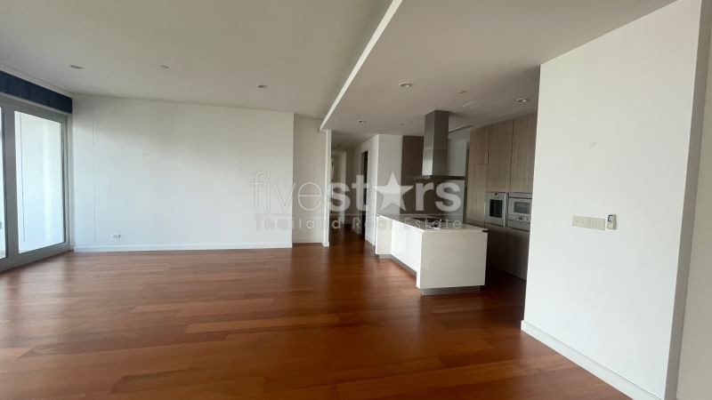Condo de 3 chambres à louer près de la station BTS Ratchadamri, photo 2