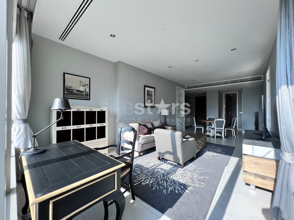 Condo de 2 chambres à louer près de la station BTS Ratchadamri, photo 2