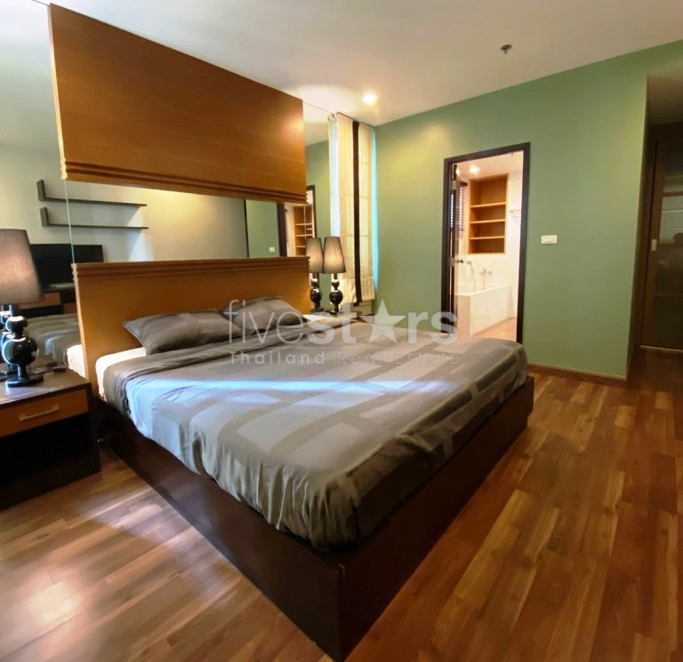 Condo spacieux de 2 chambres à louer à proximité de la station Ratchadamri BTS, photo 8