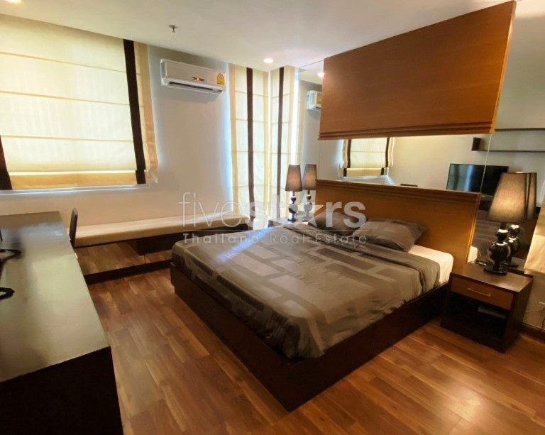 Condo spacieux de 2 chambres à louer à proximité de la station Ratchadamri BTS, photo 9