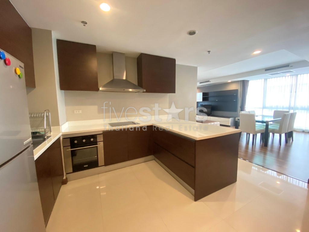 Condo spacieux de 2 chambres à louer à proximité de la station Ratchadamri BTS, photo 12