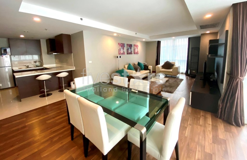 Condo spacieux de 2 chambres à louer à proximité de la station Ratchadamri BTS, photo 11