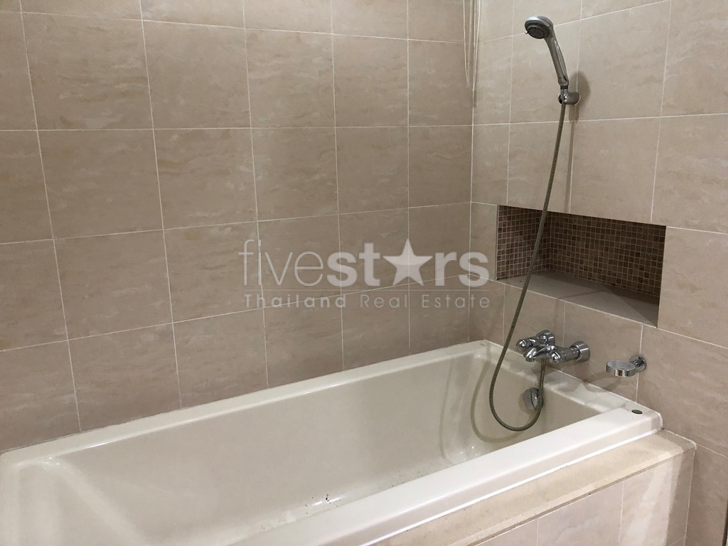 Condo 3 chambres à louer sur Sala Daeng - Silom, photo 11