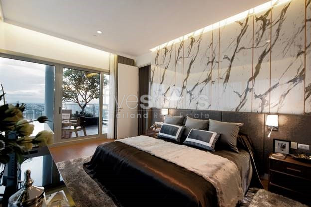 Penthouse en duplex de 2 chambres à louer près de la station de BTS Ratchadamri, photo 10