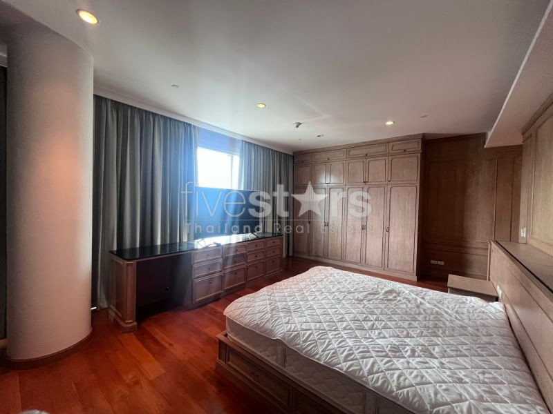 Condo de 4 chambres à louer près de la station BTS Ratchadamri, photo 17