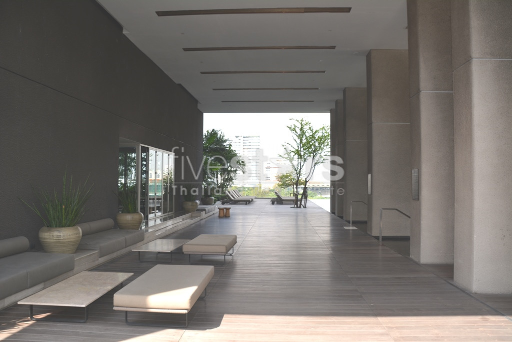 2-bedroom high end condo for sale next to Lumpini Park, photo 12