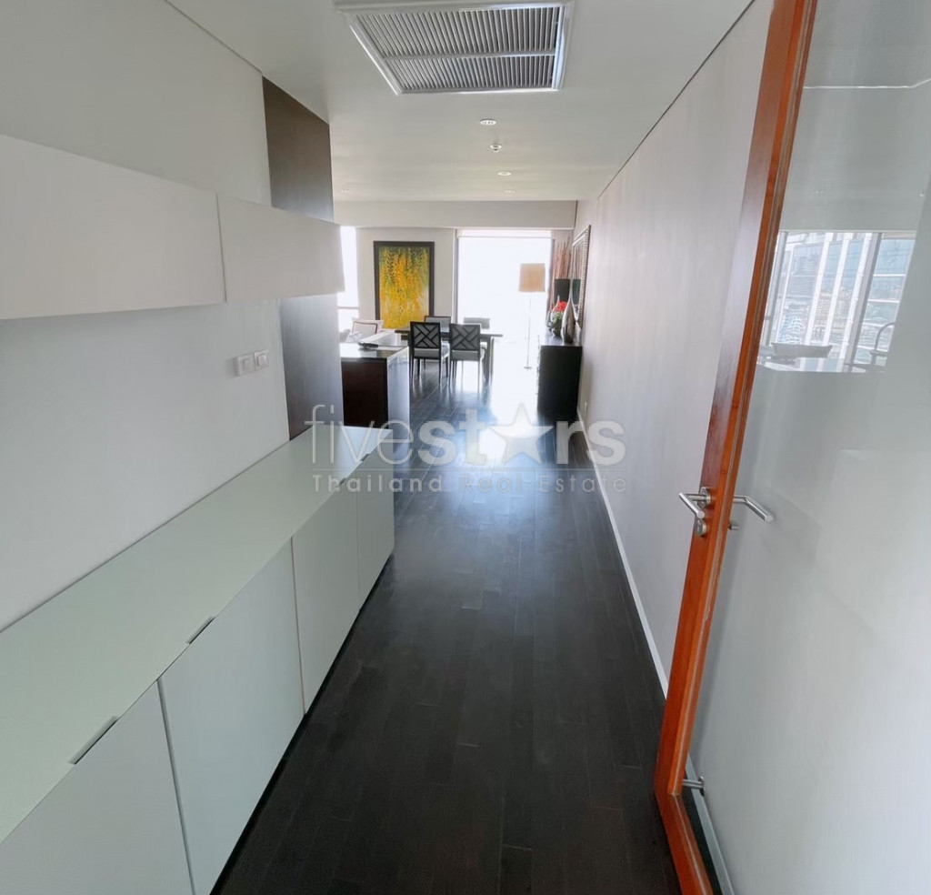 Condo spacieux de 2 chambres à louer près du BTS Ratchadamri, photo 10